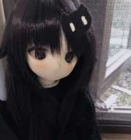736x784