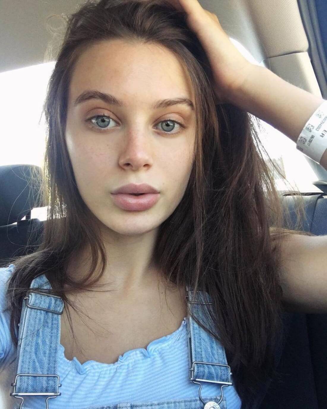 1101x1376