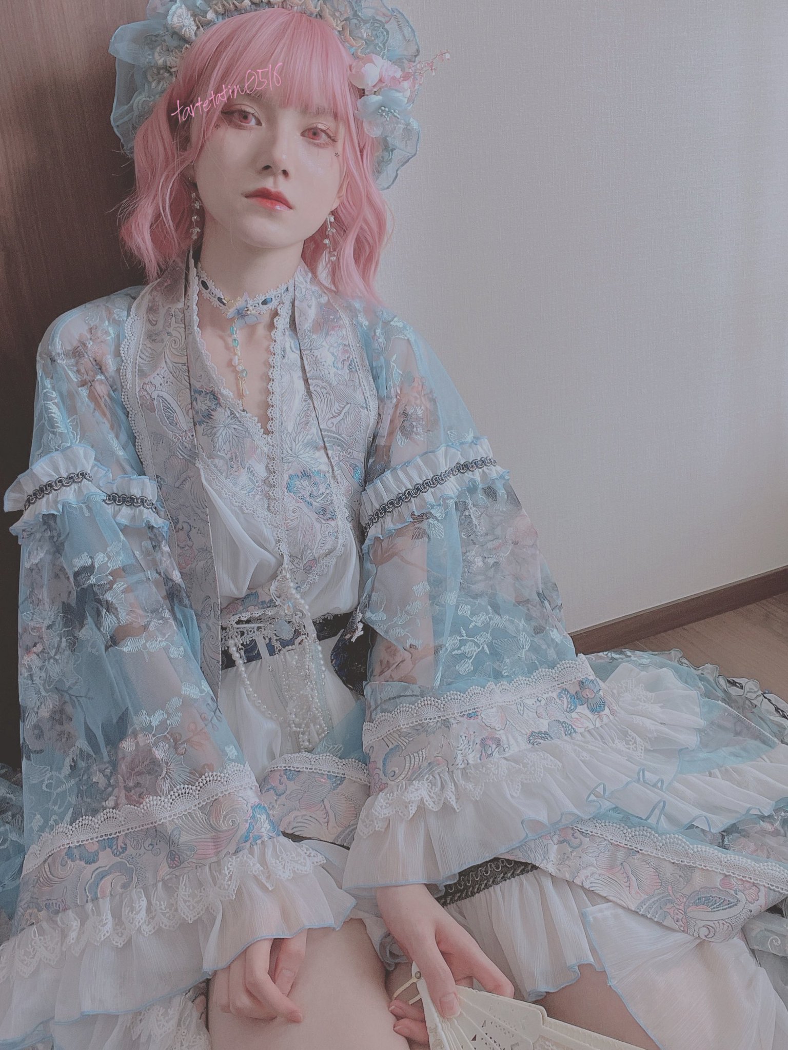 1536x2048