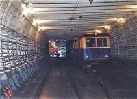 604x440