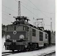 903x900