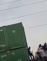 576x752
