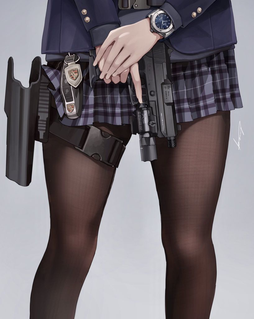 817x1024