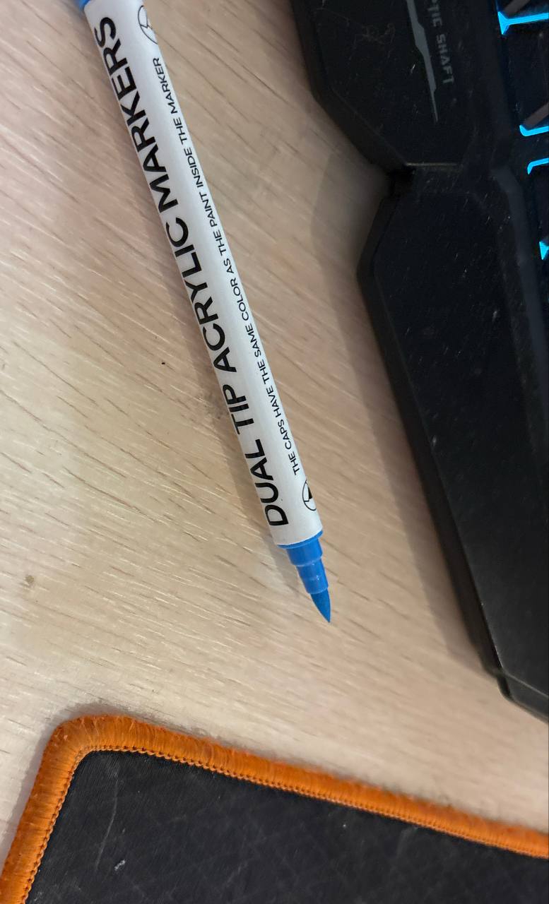 777x1280
