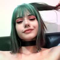 736x736