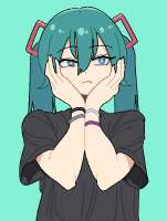 679x895